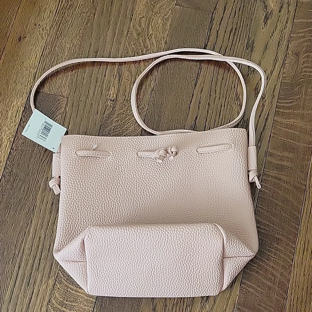 Purse - Picture 1 of 2